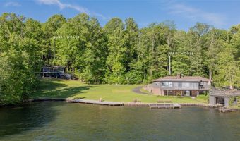 905 Cold Mountain Rd, Lake Toxaway, NC 28747