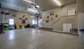 1700 Riverwood Dr, Bismarck, ND 58504