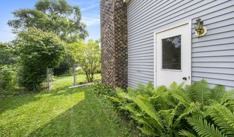 2225 Tilsby Ct, Ann Arbor, MI 48103