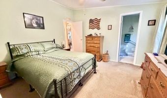 3520 NW 67th Ter, Bell, FL 32619