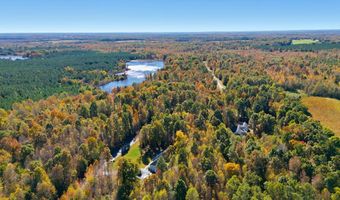 8000 Pembelton Dr, Amelia Court House, VA 23002