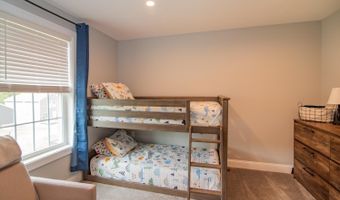 38 Sparrow Ln, Laconia, NH 03246