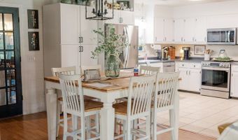 144 Yardley Ave, Baxley, GA 31513