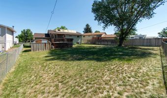 908 CREST PARK Dr, Cheyenne, WY 82001