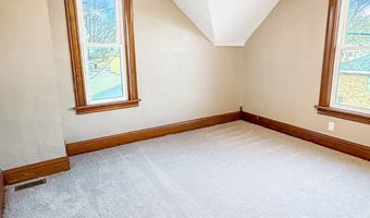 326 S 8th St, Albion, NE 68620