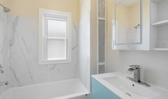 16 Roosevelt St, Albany, NY 12206