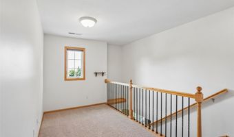2229 3rd Ave SW, Altoona, IA 50009