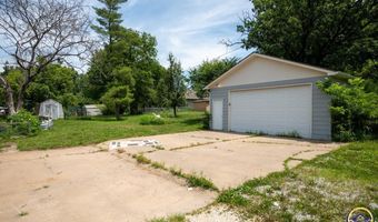 151 W 4th St, Auburn, KS 66402