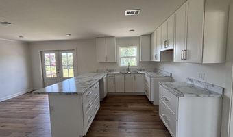 1210 Lake Dr, Amory, MS 38821
