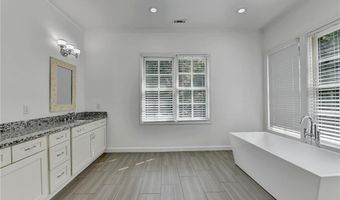 337 Lakeshore Dr, Berkeley Lake, GA 30096