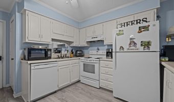 301 Commerce Way 301, Atlantic Beach, NC 28512