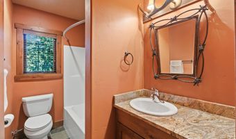 129 Bjork Dr, Bigfork, MT 59911