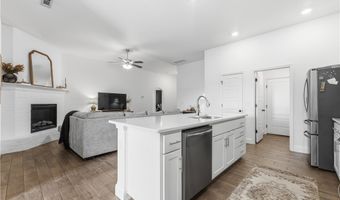 426 NW 59th Ave, Bentonville, AR 72713