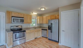 44 W INNER Cir, Dover, DE 19904