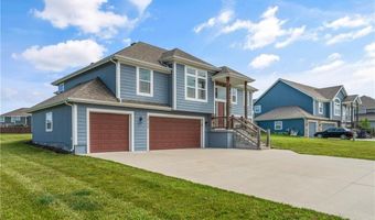 14172 Rockaway Ct, Basehor, KS 66007