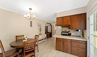 329 Hog House Hill Rd, Exeter, RI 02822