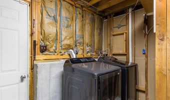 148 North Rd, Hopkinton, RI 02833