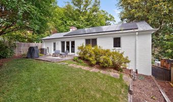 6008 BENALDER Dr, Bethesda, MD 20816