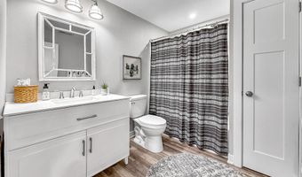 5218 NW 8th St, Ankeny, IA 50023