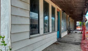 110 N Wickham St, Alvord, TX 76225