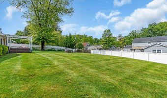 511 Line Rd, Aberdeen, NJ 07747