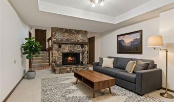13789 Holyoke Ln, Apple Valley, MN 55124