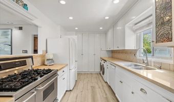 3960 Garfield St, Carlsbad, CA 92008