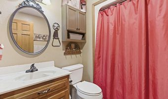 509 N Calhoun Ave, Ash Grove, MO 65604