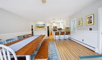 35 Anna Olivo Ct, Narragansett, RI 02882