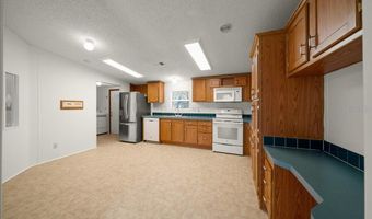 3551 NE 120TH St, Anthony, FL 32617