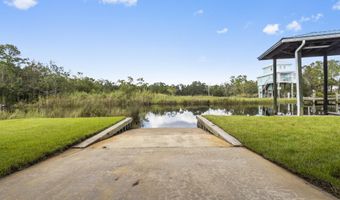 4166 Old Lazy River Rd, Bay St. Louis, MS 39520