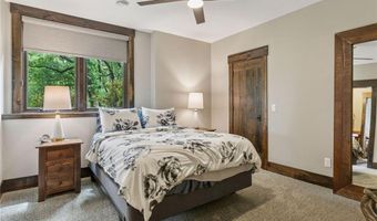 1099 Indian Trl S, Afton, MN 55001