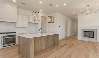 908 Sandpiper Dr, Aledo, TX 76008