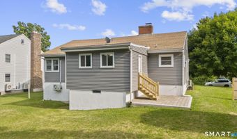12 Homestead Pl, Branford, CT 06405