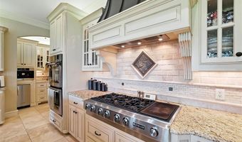 210 Augusta Ct, Aledo, TX 76008