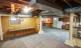 301 E 7th St, Alton, IL 62002