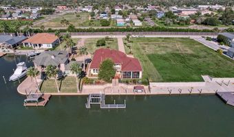 411 Porpoise Dr, Aransas Pass, TX 78336
