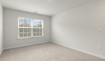 1085 Misty Creek Dr, Aberdeen, NC 28315