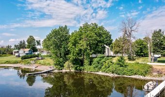 321 E Alburgh Rd, Alburgh, VT 05440