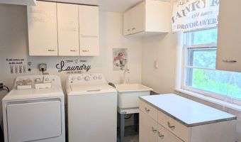 202 North Ln, Albert Lea, MN 56007