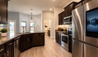 226 LAKE VISTA Dr, Auburndale, FL 33823