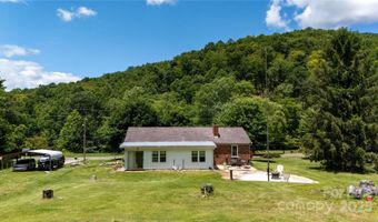 1424 Bear Creek Rd, Bakersville, NC 28705