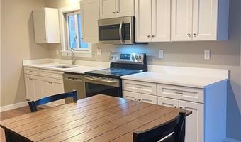 540 Thames St, Newport, RI 02840