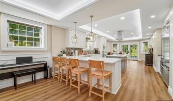 35 Franklin Tpke, Allendale, NJ 07401