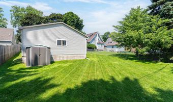 1612 N HARRIMAN St, Appleton, WI 54911