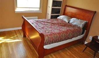 135 E Clinton 4A, Bergenfield, NJ 07621