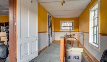 184 VT 5A, Burke, VT 05871