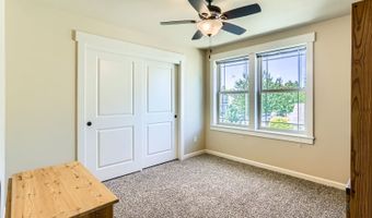 17795 SW ROBERT Ln, Beaverton, OR 97078