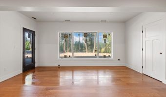 33542 Westview Dr, Bigfork, MT 59911