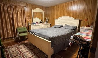 52 Kalmer Rd, Warwick, RI 02886